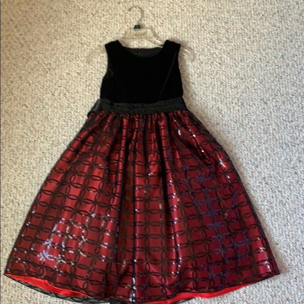 Girls almost new holiday dress